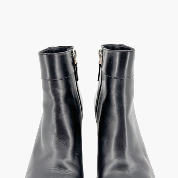 Fendi Stud Ankle Boots EU 38 US 8 Black Leather Bootie Low Block Heel Spike Zip - Picture 4 of 14
